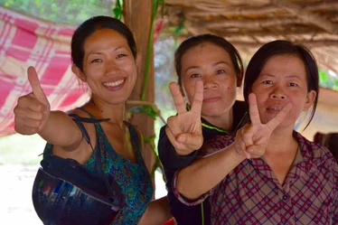 local-smiles-enroute-to-la-gi