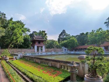 temple-of-literature-hanoi